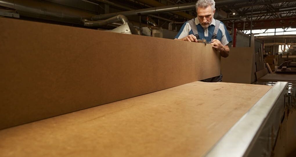 Proyectos de carpintería en Panamá con lámina MDF: diseño y durabilidad